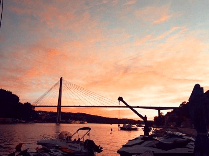 Best Time to Visit Blue Cave Dubrovnik